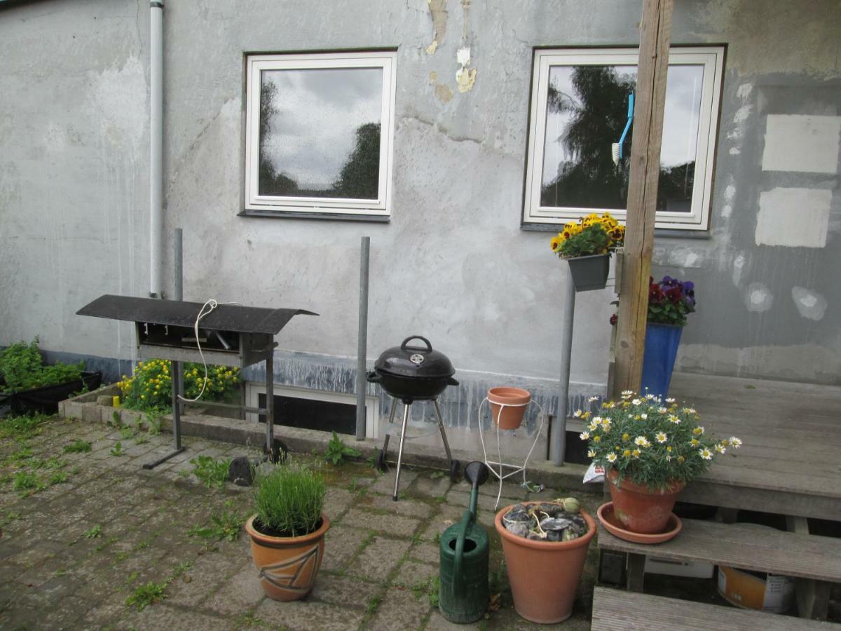 Hos Tina Bed & Breakfast Roskilde Exterior foto