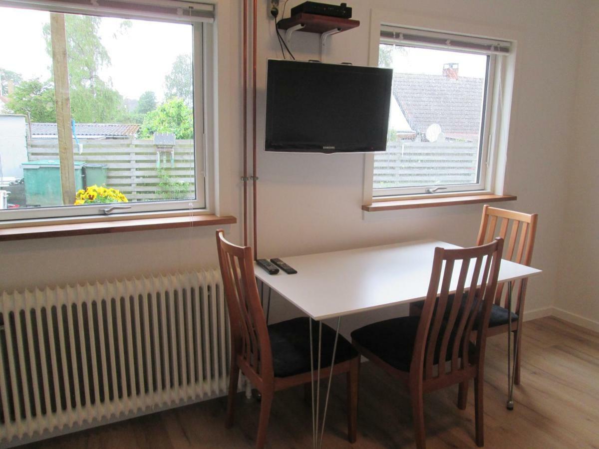 Hos Tina Bed & Breakfast Roskilde Exterior foto